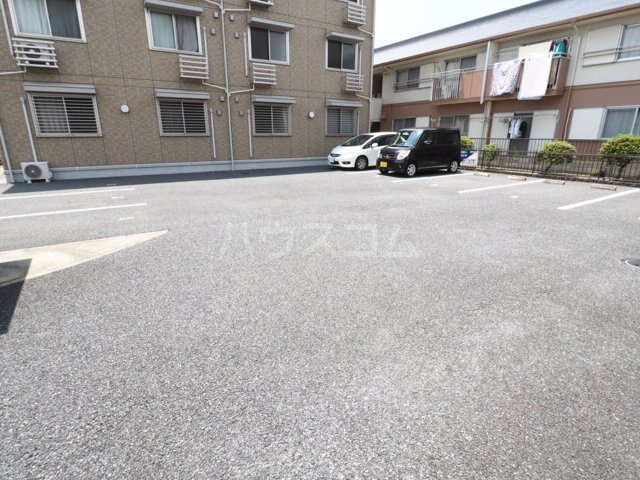 15/24 駐車場