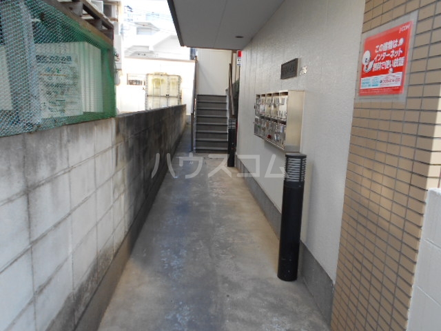 16/26 エントランス