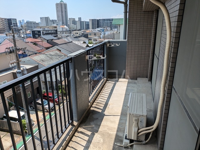 19/30 バルコニー