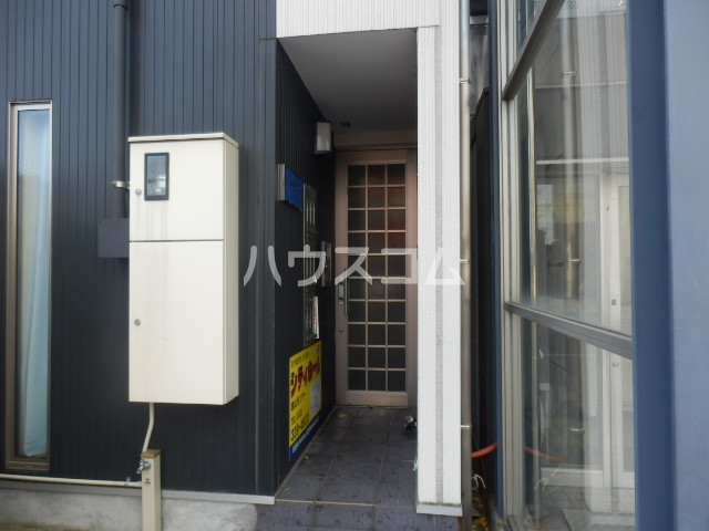 22/30 エントランス