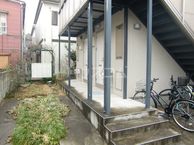 3/4 エントランス