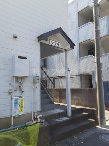 15/23 エントランス