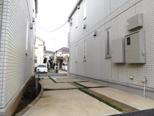 14/25 エントランス