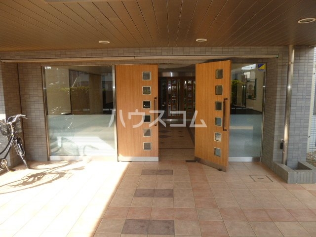 14/23 エントランス