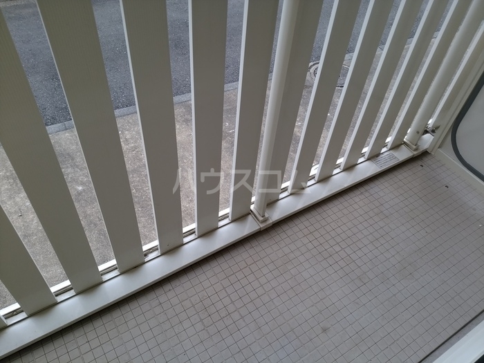 13/18 バルコニー