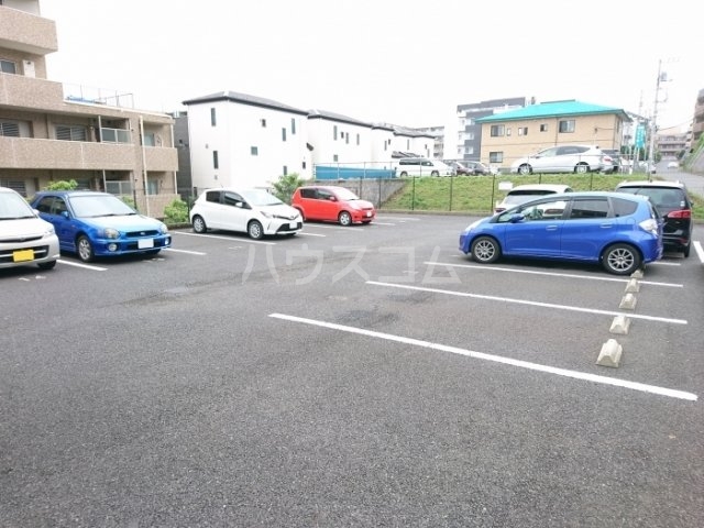 15/19 駐車場