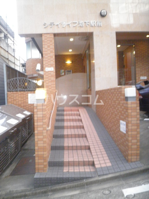 15/20 エントランス