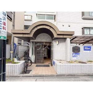 16/24 エントランス