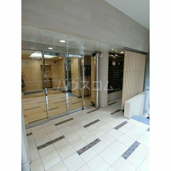 19/28 エントランス