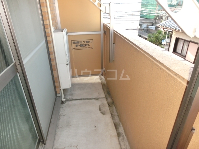 13/23 バルコニー