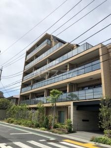 16/25 エントランス