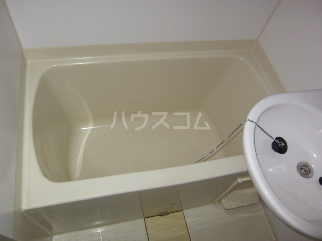 13/29 浴室