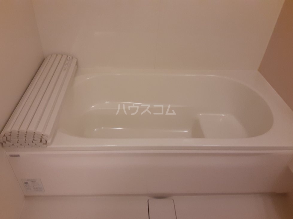 13/30 浴室