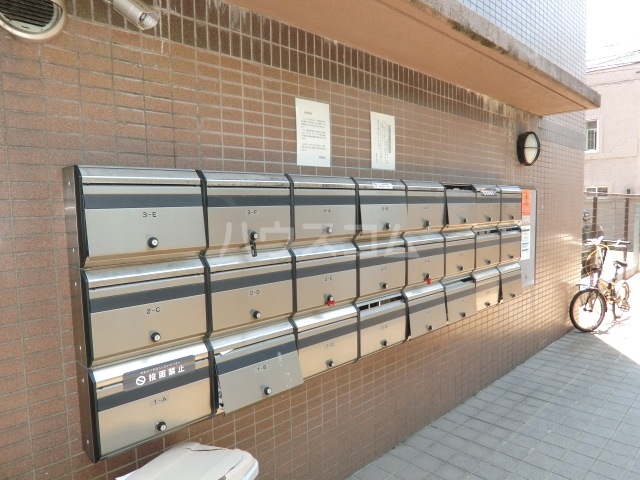 15/24 エントランス