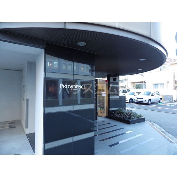 14/23 エントランス