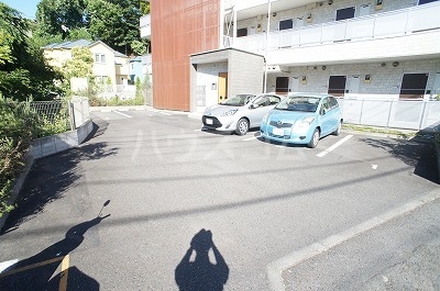 24/29 駐車場