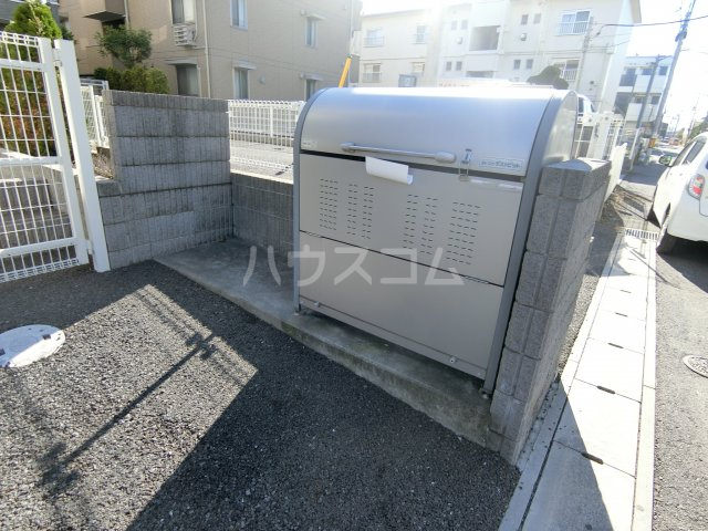 14/25 エントランス