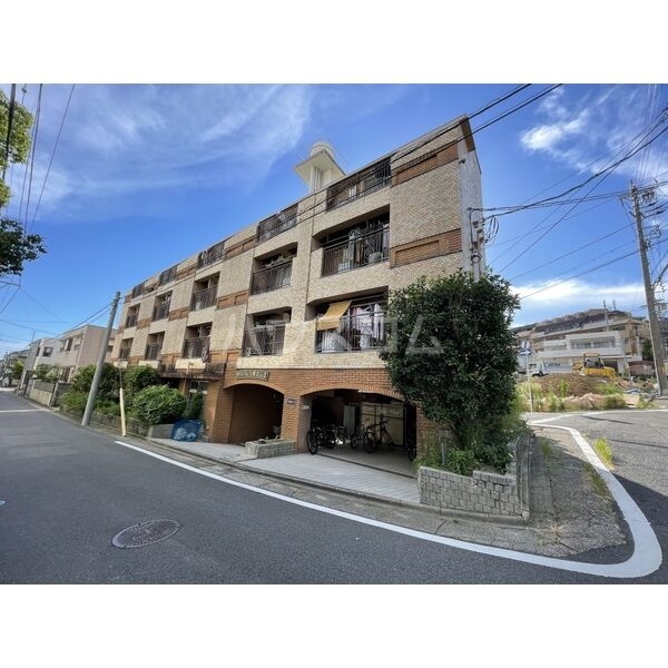 14/21 エントランス