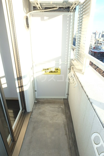17/30 バルコニー