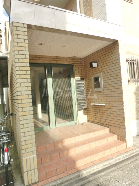 17/22 エントランス