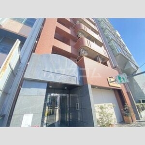 25/28 エントランス