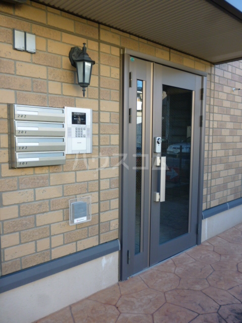 2/10 エントランス