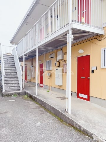 17/19 エントランス