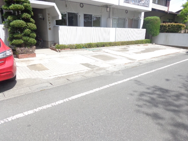 21/30 駐車場