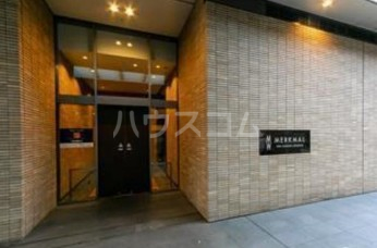 17/27 エントランス