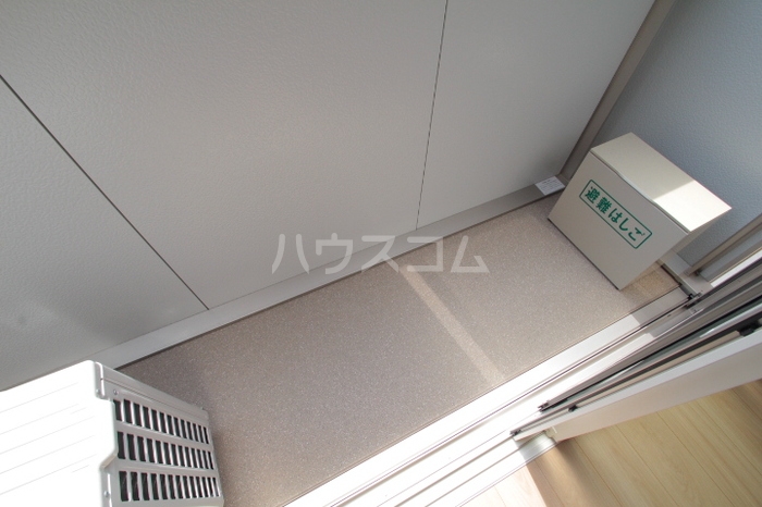 13/20 バルコニー