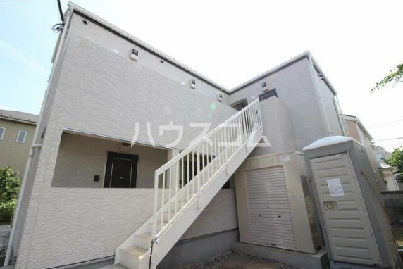 14/22 エントランス