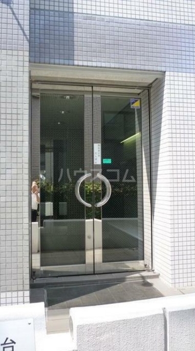 15/18 エントランス