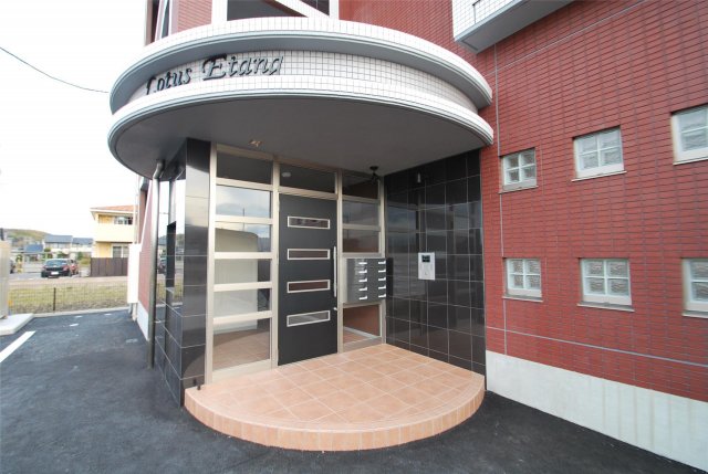 15/22 エントランス