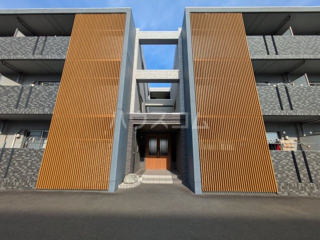 20/29 エントランス