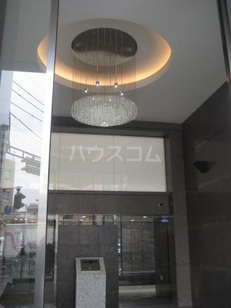 22/30 エントランス