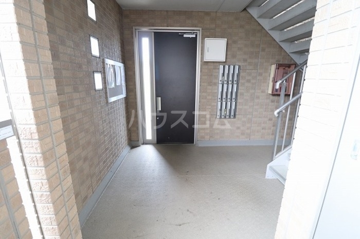 15/26 エントランス