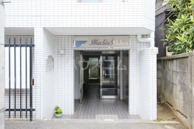 21/26 エントランス