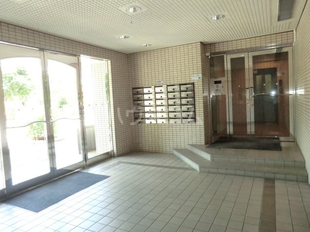 13/24 エントランス