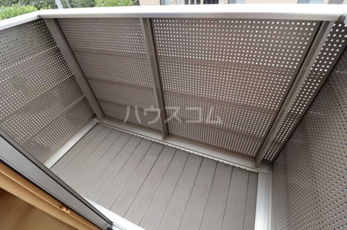 13/30 バルコニー