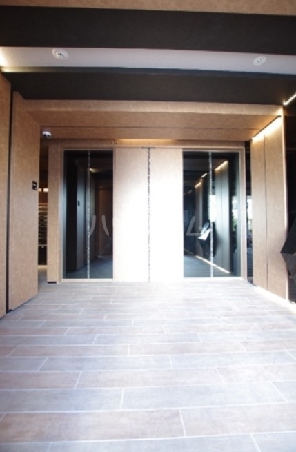 2/8 エントランス