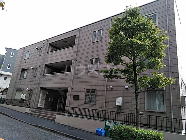 15/20 エントランス