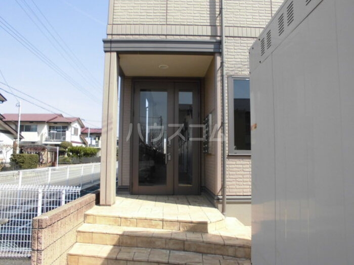 14/25 エントランス