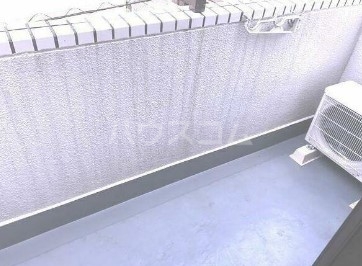 14/23 バルコニー