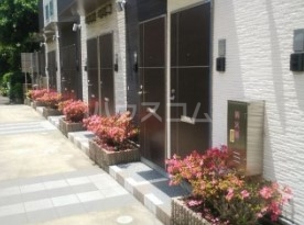 14/20 エントランス