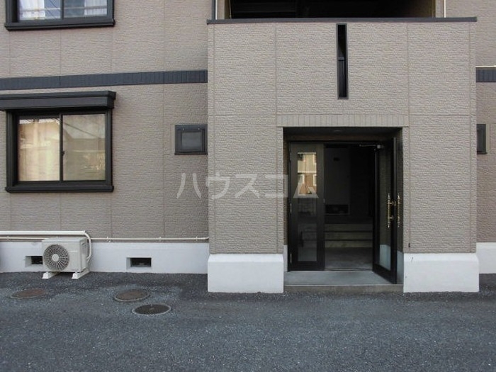 17/28 エントランス