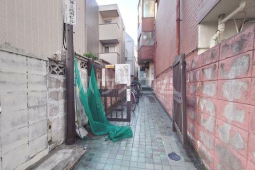 14/17 エントランス