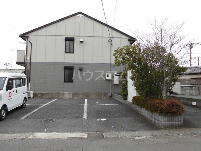 17/26 駐車場
