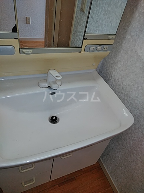 16/30 洗面