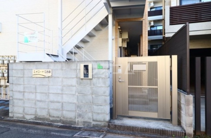 29/30 エントランス