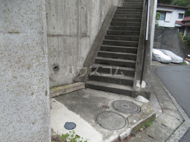 29/30 エントランス